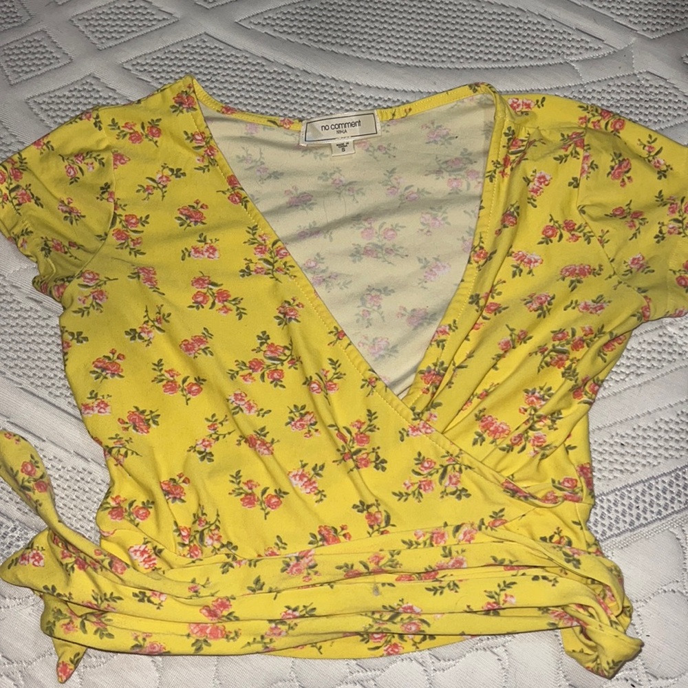 Yellow floral print tie strings crop top size small